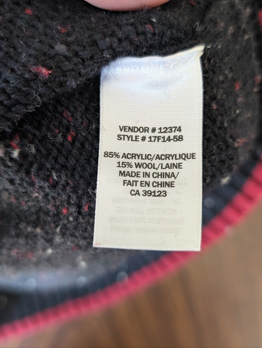 Northern Reflections Black & Red Knit Zip Front Vest w Embroidered Caedinals XXL - Picture 9 of 11